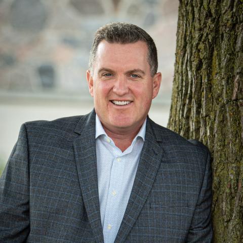 Photo of Kris Dinel